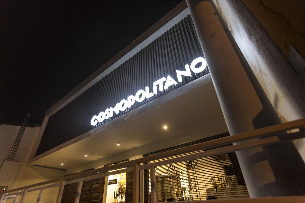 Cosmopolitano Hotel Boutique Santa Cruz de La Sierra Exterior foto Concourse