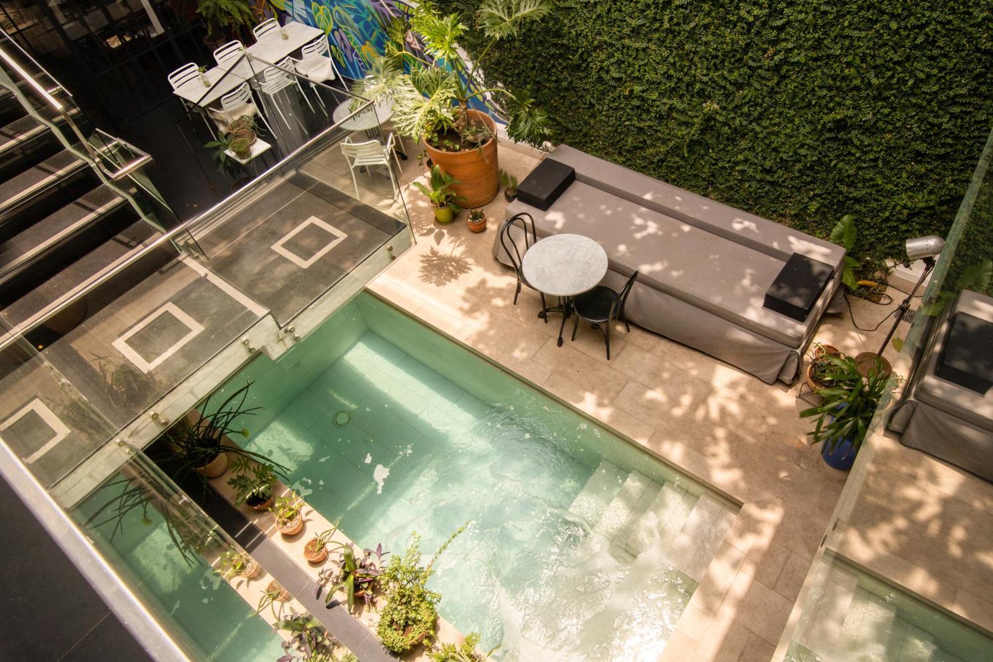 Cosmopolitano Hotel Boutique Santa Cruz de La Sierra Exterior foto The pool at the hotel